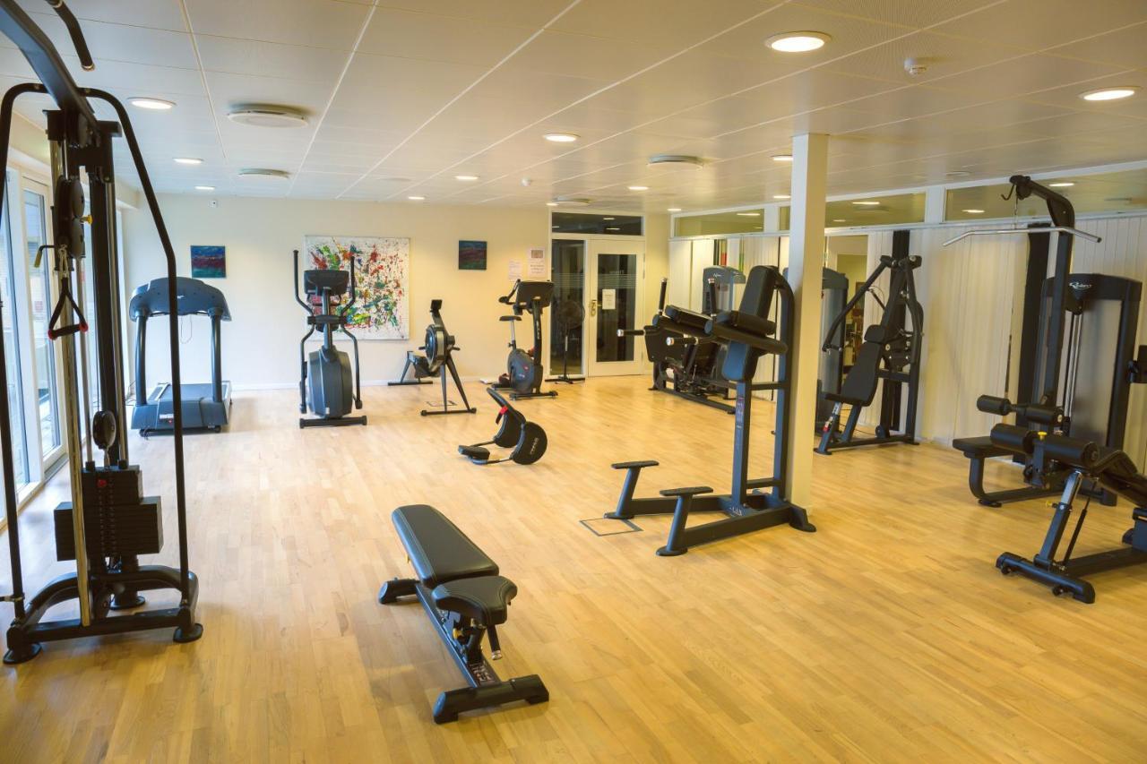 Hotel/ Apartments Marina Grenaa Luaran gambar
